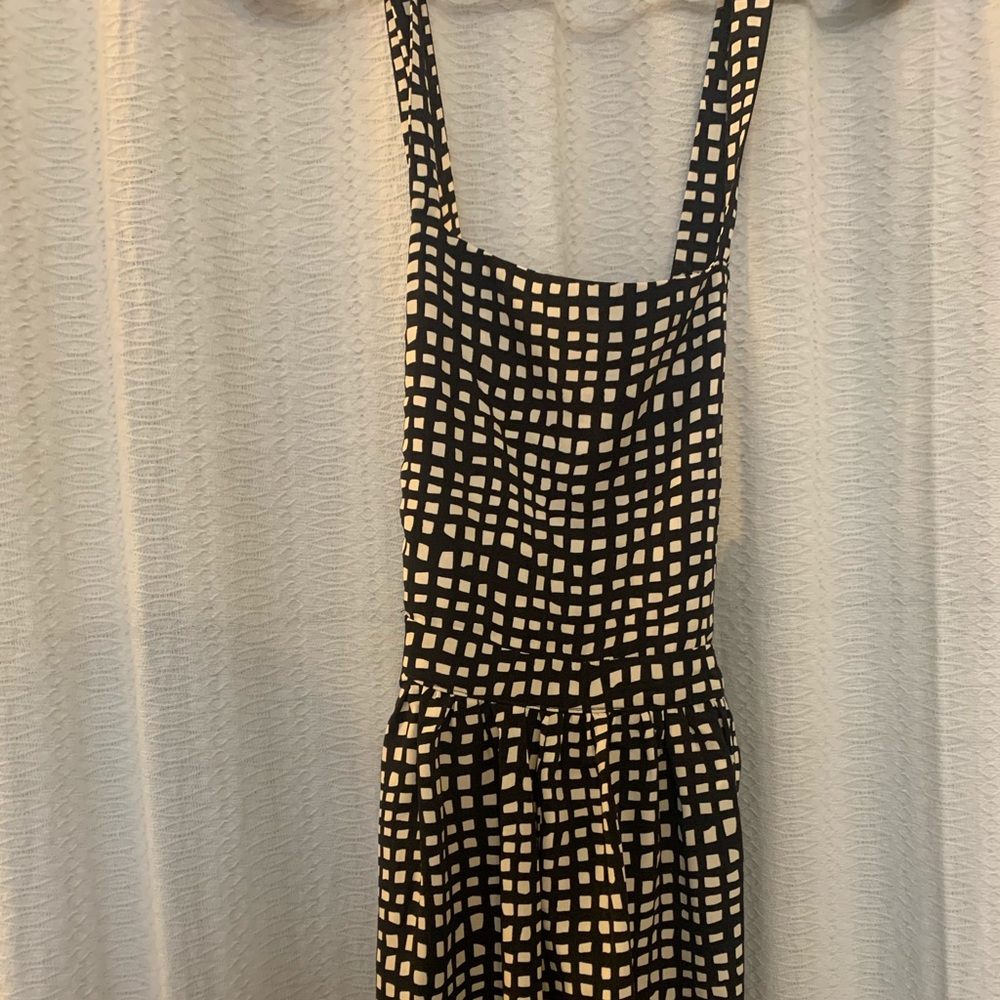 Square neck cross backed romper